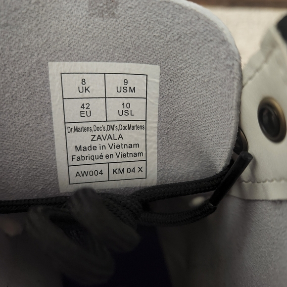 New Dr. Martens Zavala 8-Eyelet Combat Boot - Picture 8 of 10